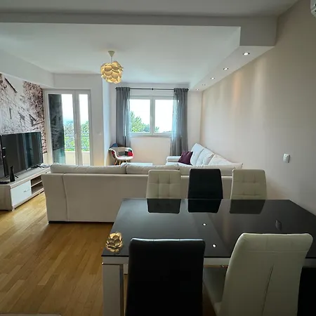 Apartment Aurea *
